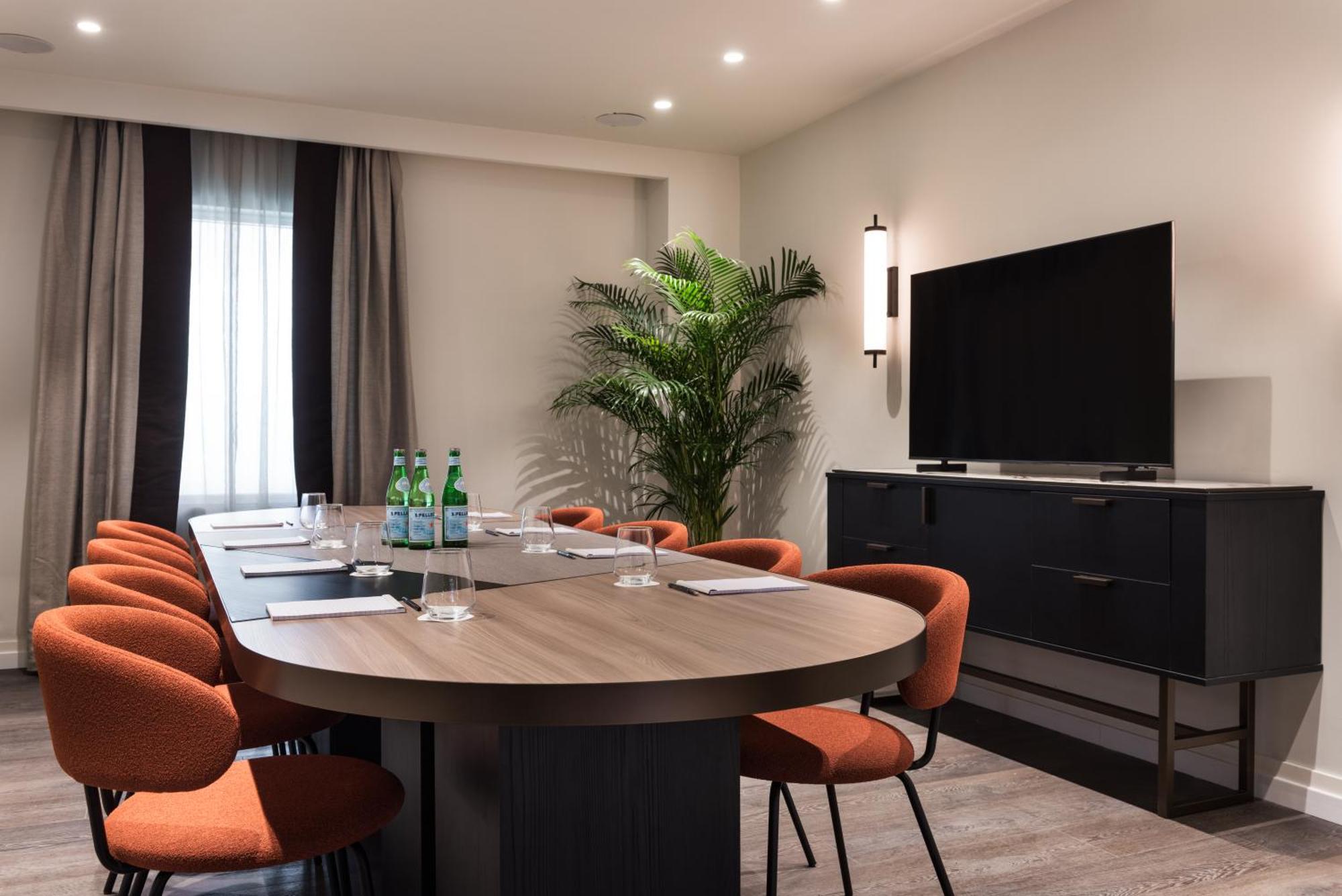 Hotel Tapestry By Hilton Ambasciatori 4*